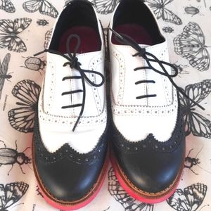 Beautiful Oxfords Shoes (leather shoes)